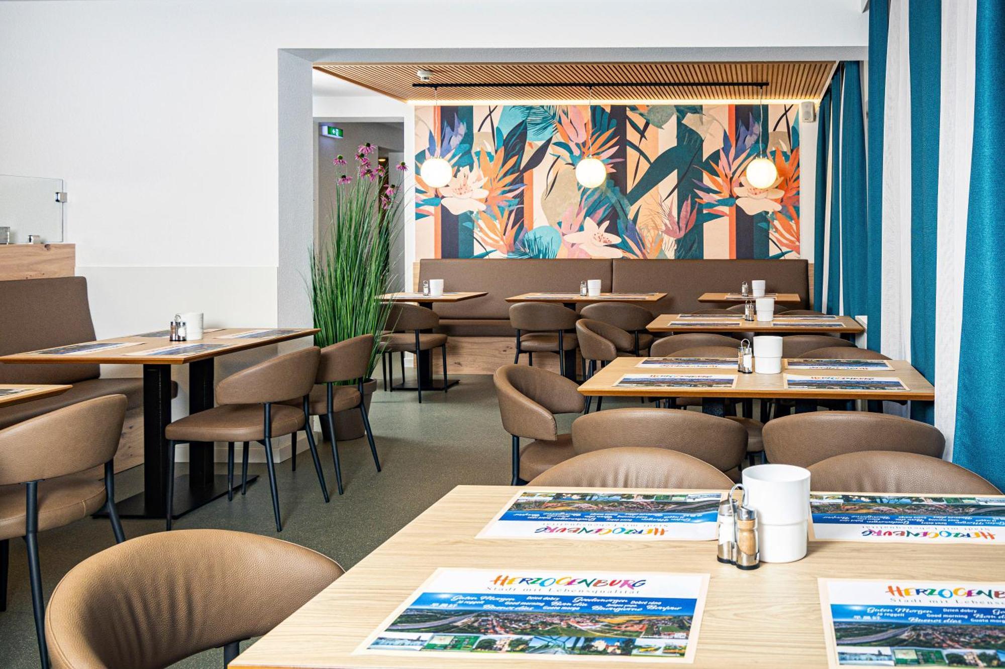 Cleverhotel Herzogenburg Extérieur photo