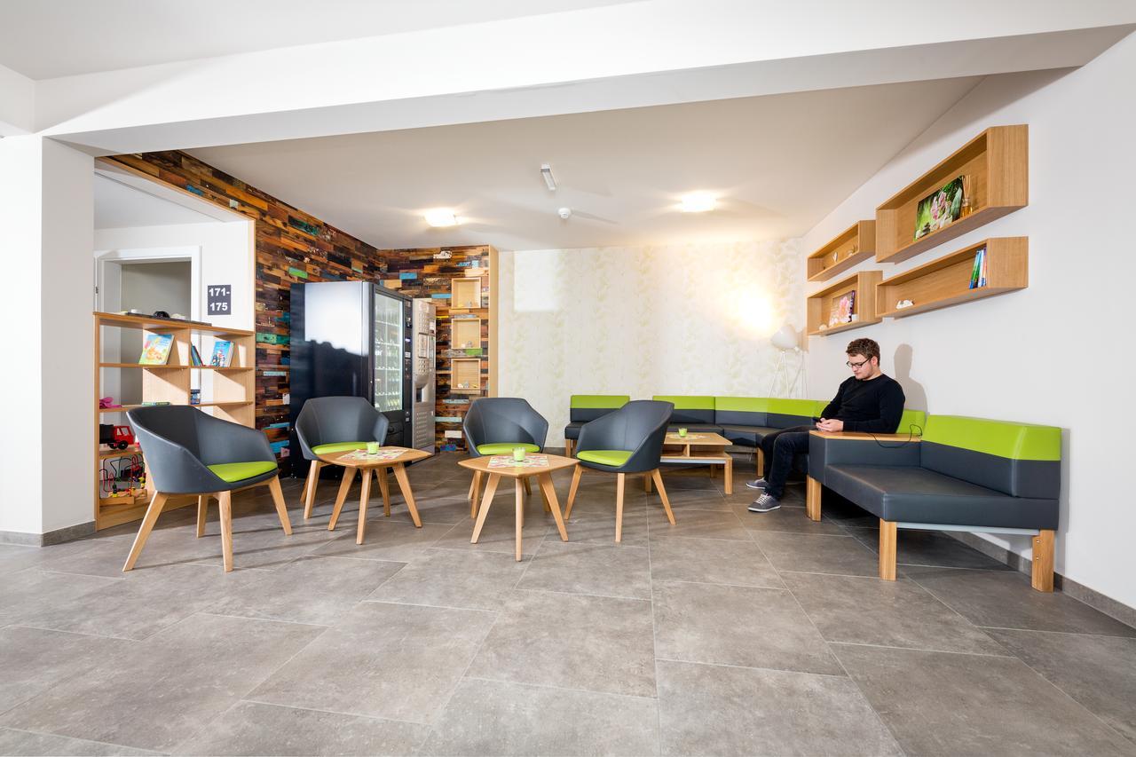 Cleverhotel Herzogenburg Extérieur photo